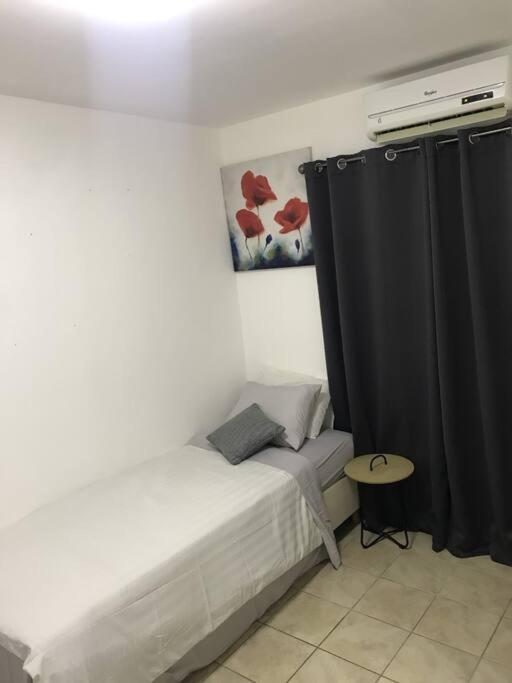 Villa Susanna 3 Bedroom 2 Bathroom House Sleeps 6Plus Willemstad Eksteriør billede
